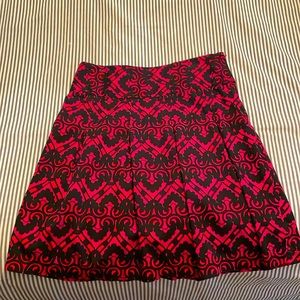 Women’s skirt - perfect condition!